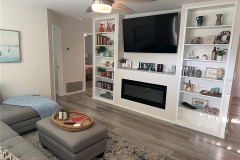 Villa ou maison à louer à Venice, Floride: 2 chambres, 79.71 m2 № 2341802 - photo 4
