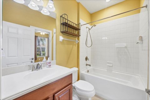 House in Venice, Florida 2 bedrooms, 144.74 sq.m. № 2091917 - photo 20