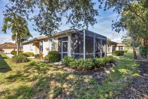 House in Venice, Florida 2 bedrooms, 144.74 sq.m. № 2091917 - photo 28
