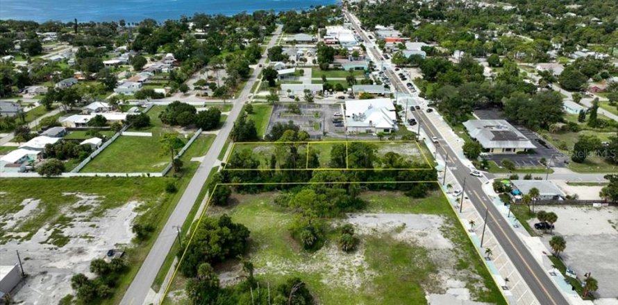 Land in Englewood, Florida № 2390838