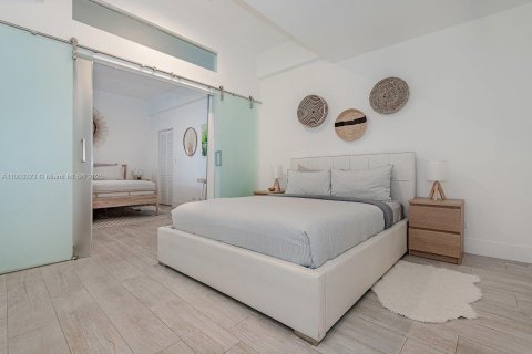 Снять в аренду кондоминиум в Майами-Бич, Флорида 2 спальни, 109.62м2, № 1955658 - фото 10