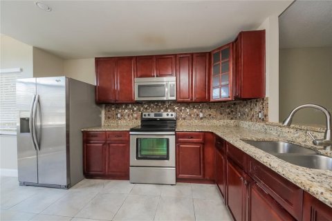 Casa en alquiler en Kissimmee, Florida, 2 dormitorios, 128.3 m2 № 1918297 - foto 6