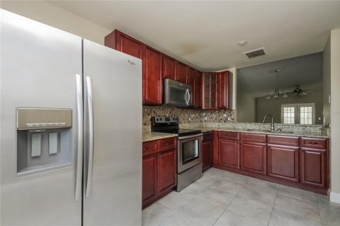 Casa en alquiler en Kissimmee, Florida, 2 dormitorios, 128.3 m2 № 1918297 - foto 7