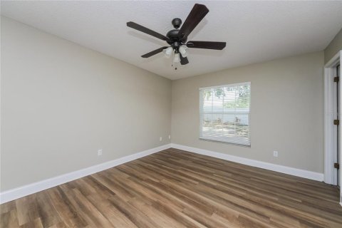 Casa en alquiler en Kissimmee, Florida, 2 dormitorios, 128.3 m2 № 1918297 - foto 9