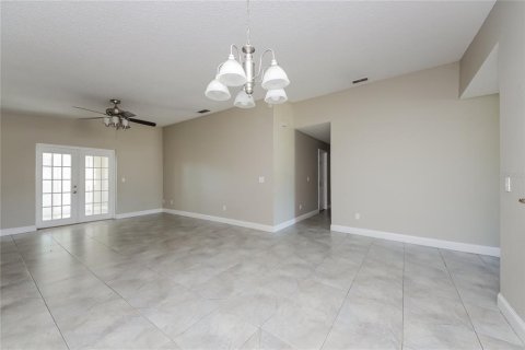 Casa en alquiler en Kissimmee, Florida, 2 dormitorios, 128.3 m2 № 1918297 - foto 4