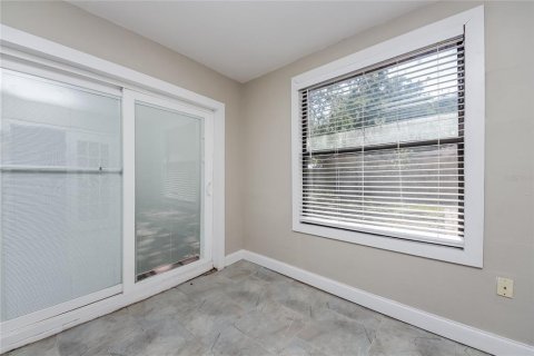 Casa en alquiler en Kissimmee, Florida, 2 dormitorios, 128.3 m2 № 1918297 - foto 11