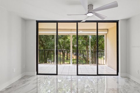Condo in Clearwater, Florida, 2 bedrooms  № 2377438 - photo 9