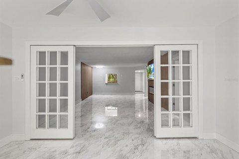 Condo in Clearwater, Florida, 2 bedrooms  № 2377438 - photo 7