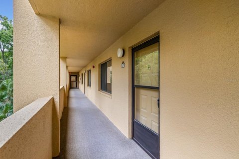 Condo in Clearwater, Florida, 2 bedrooms  № 2377438 - photo 3