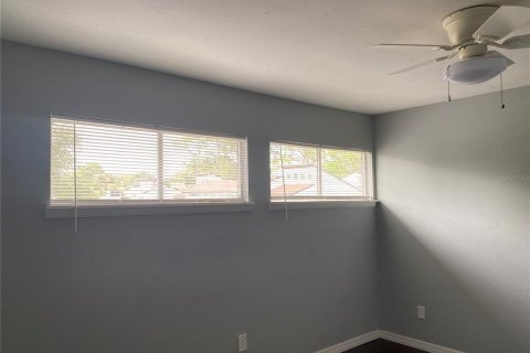 Townhouse in Sarasota, Florida 3 bedrooms, 139.35 sq.m. № 2204432 - photo 30