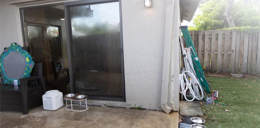Adosado en Plantation, Florida 2 dormitorios, 111.2 m2 № 1188781