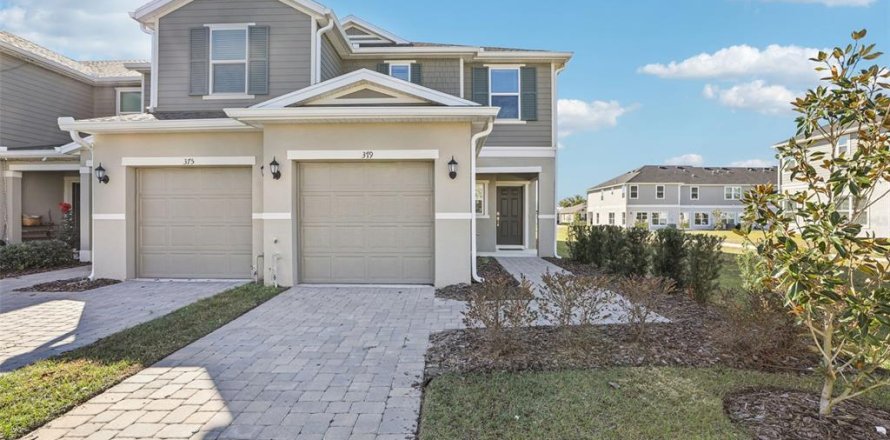 Townhouse in Lake Wales, Florida 3 bedrooms, 156.54 sq.m. № 2393820