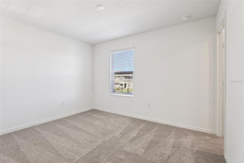 Townhouse in Lake Wales, Florida 3 bedrooms, 156.54 sq.m. № 2393820 - photo 4