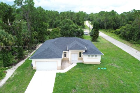 Villa ou maison à vendre à Lehigh Acres, Floride: 3 chambres № 2010937 - photo 2