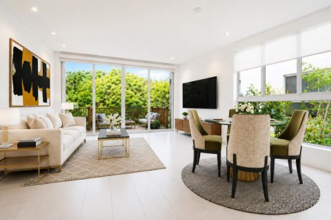 Townhouse in North Miami, Florida 4 bedrooms, 211.17 sq.m. № 2188379 - photo 4