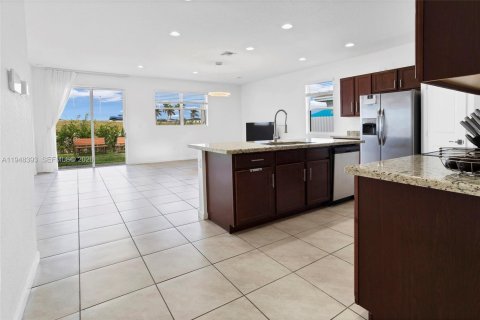 Villa ou maison à vendre à Homestead, Floride: 4 chambres, 167.13 m2 № 2004554 - photo 3