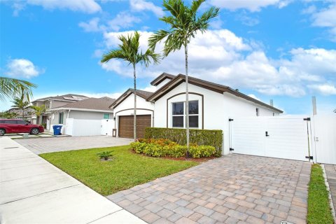 Villa ou maison à vendre à Homestead, Floride: 4 chambres, 167.13 m2 № 2004554 - photo 23