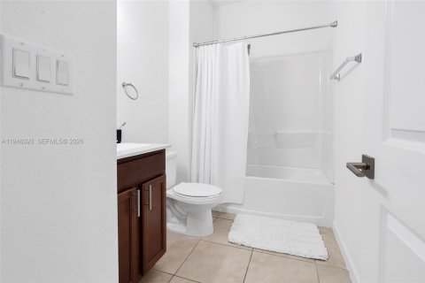 Villa ou maison à vendre à Homestead, Floride: 4 chambres, 167.13 m2 № 2004554 - photo 16