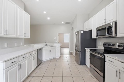 Casa en venta en Seffner, Florida, 4 dormitorios, 191.38 m2 № 2150151 - foto 16