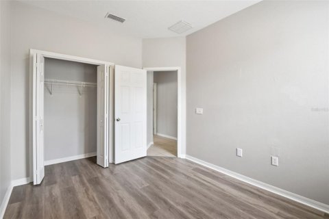 Casa en venta en Seffner, Florida, 4 dormitorios, 191.38 m2 № 2150151 - foto 29