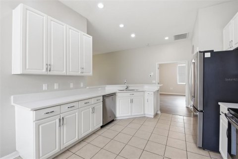 Casa en venta en Seffner, Florida, 4 dormitorios, 191.38 m2 № 2150151 - foto 17
