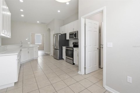 Casa en venta en Seffner, Florida, 4 dormitorios, 191.38 m2 № 2150151 - foto 19