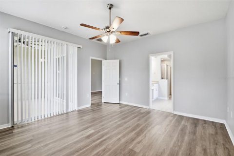 Casa en venta en Seffner, Florida, 4 dormitorios, 191.38 m2 № 2150151 - foto 25