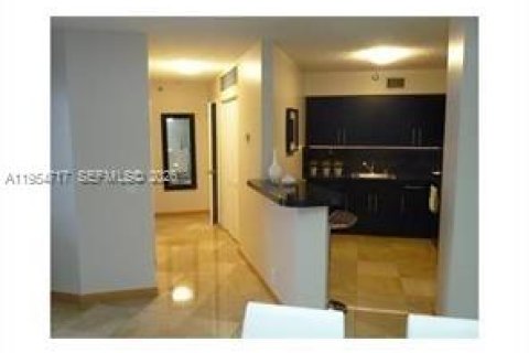 Купить кондоминиум в Авентура, Флорида 2 спальни, 109.72м2, № 2009254 - фото 7