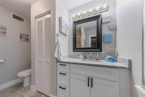 Villa ou maison à vendre à Port Charlotte, Floride: 2 chambres, 108.6 m2 № 1825106 - photo 16