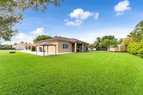 Casa en venta en Homestead, Florida, 4 dormitorios, 219.81 m2 № 2426278 - foto 24