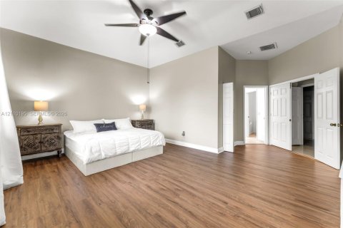 Casa en venta en Homestead, Florida, 4 dormitorios, 219.81 m2 № 2426278 - foto 11
