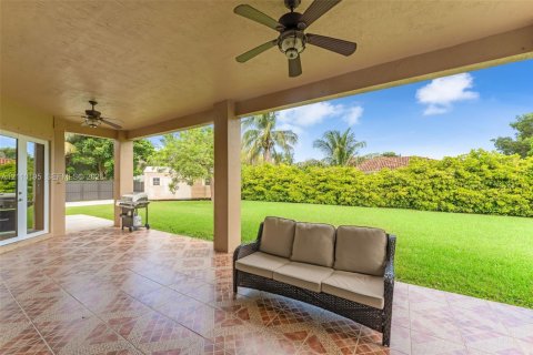 Casa en venta en Homestead, Florida, 4 dormitorios, 219.81 m2 № 2426278 - foto 23