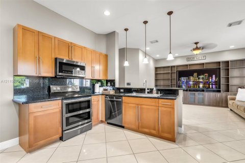 Casa en venta en Homestead, Florida, 4 dormitorios, 219.81 m2 № 2426278 - foto 8