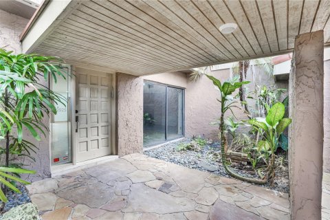 Townhouse in Hollywood, Florida 3 bedrooms, 283.35 sq.m. № 1861124 - photo 2