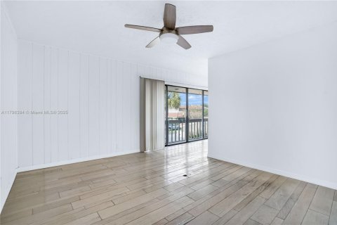 Townhouse in Hollywood, Florida 3 bedrooms, 283.35 sq.m. № 1861124 - photo 14