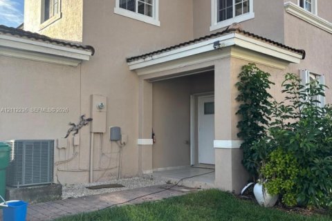 Condominio en venta en Homestead, Florida, 4 dormitorios, 171.87 m2 № 2432234 - foto 4