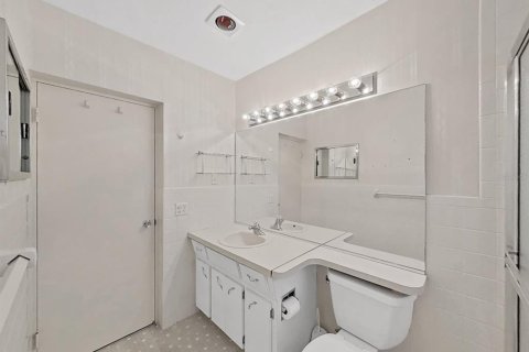 Купить кондоминиум в Клируотер, Флорида 5 комнат, 130.06м2, № 1679915 - фото 28