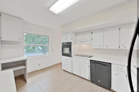 Купить кондоминиум в Клируотер, Флорида 5 комнат, 130.06м2, № 1679915 - фото 16