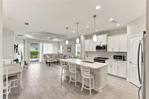 Casa en venta en Lakewood Ranch, Florida, 2 dormitorios, 151.62 m2 № 2384391 - foto 8