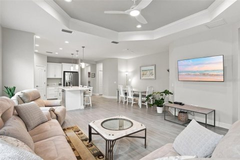 Casa en venta en Lakewood Ranch, Florida, 2 dormitorios, 151.62 m2 № 2384391 - foto 18