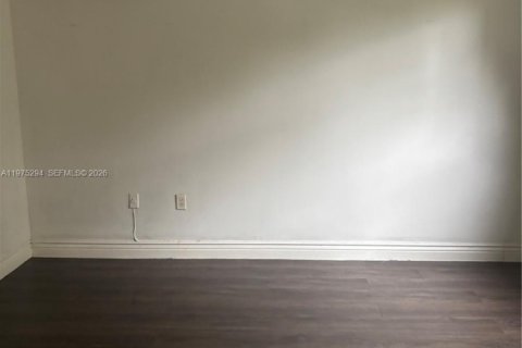 Снять в аренду кондоминиум в Санрайз, Флорида 2 спальни, 91.6м2, № 2041374 - фото 6