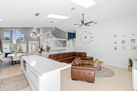 Villa ou maison à louer à Boynton Beach, Floride: 4 chambres, 208.57 m2 № 2412803 - photo 10