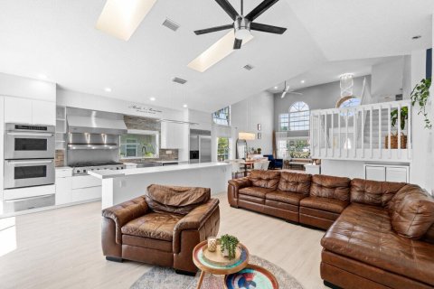 Villa ou maison à louer à Boynton Beach, Floride: 4 chambres, 208.57 m2 № 2412803 - photo 12