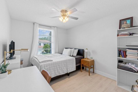 Villa ou maison à louer à Boynton Beach, Floride: 4 chambres, 208.57 m2 № 2412803 - photo 24