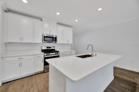 Townhouse in Wimauma, Florida 2 bedrooms, 161.37 sq.m. № 2143460 - photo 13