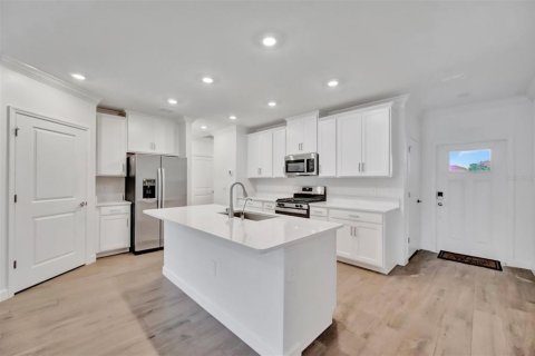 Townhouse in Wimauma, Florida 2 bedrooms, 161.37 sq.m. № 2143460 - photo 7
