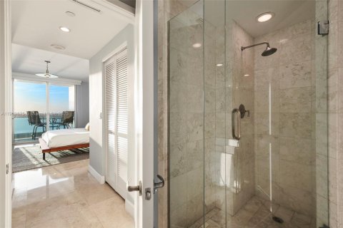 Condo in Miami, Florida, 2 bedrooms № 1965225 - photo 16
