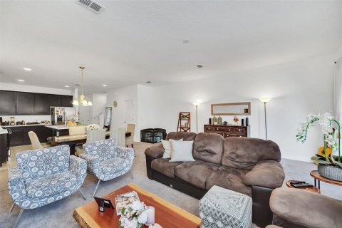 Townhouse in Winter Garden, Florida 3 bedrooms, 173.54 sq.m. № 1724578 - photo 20