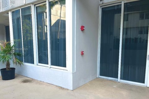 Снять в аренду кондоминиум в Майами-Бич, Флорида 1 спальня, 63.73м2, № 1993495 - фото 19