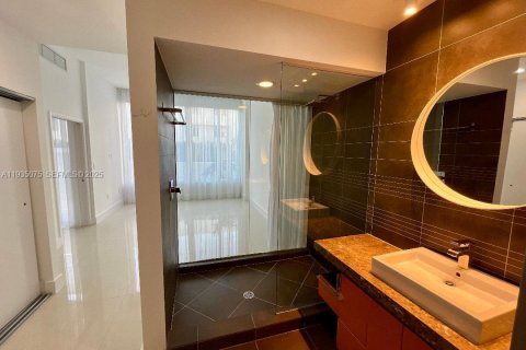 Снять в аренду кондоминиум в Майами-Бич, Флорида 1 спальня, 63.73м2, № 1993495 - фото 8